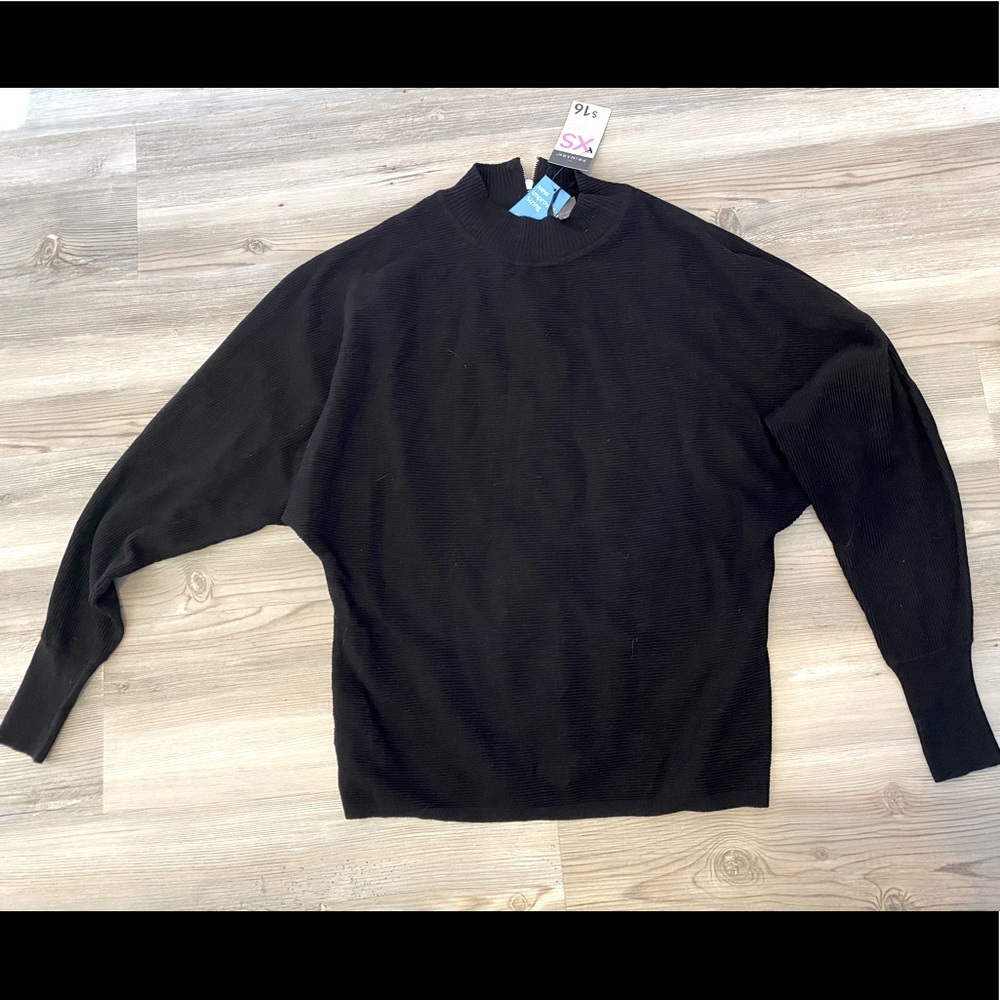 Black long sleeve shirt